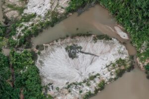 Revista Science: Cientistas brasileiros denunciam projeto de mineração em terras indígenas